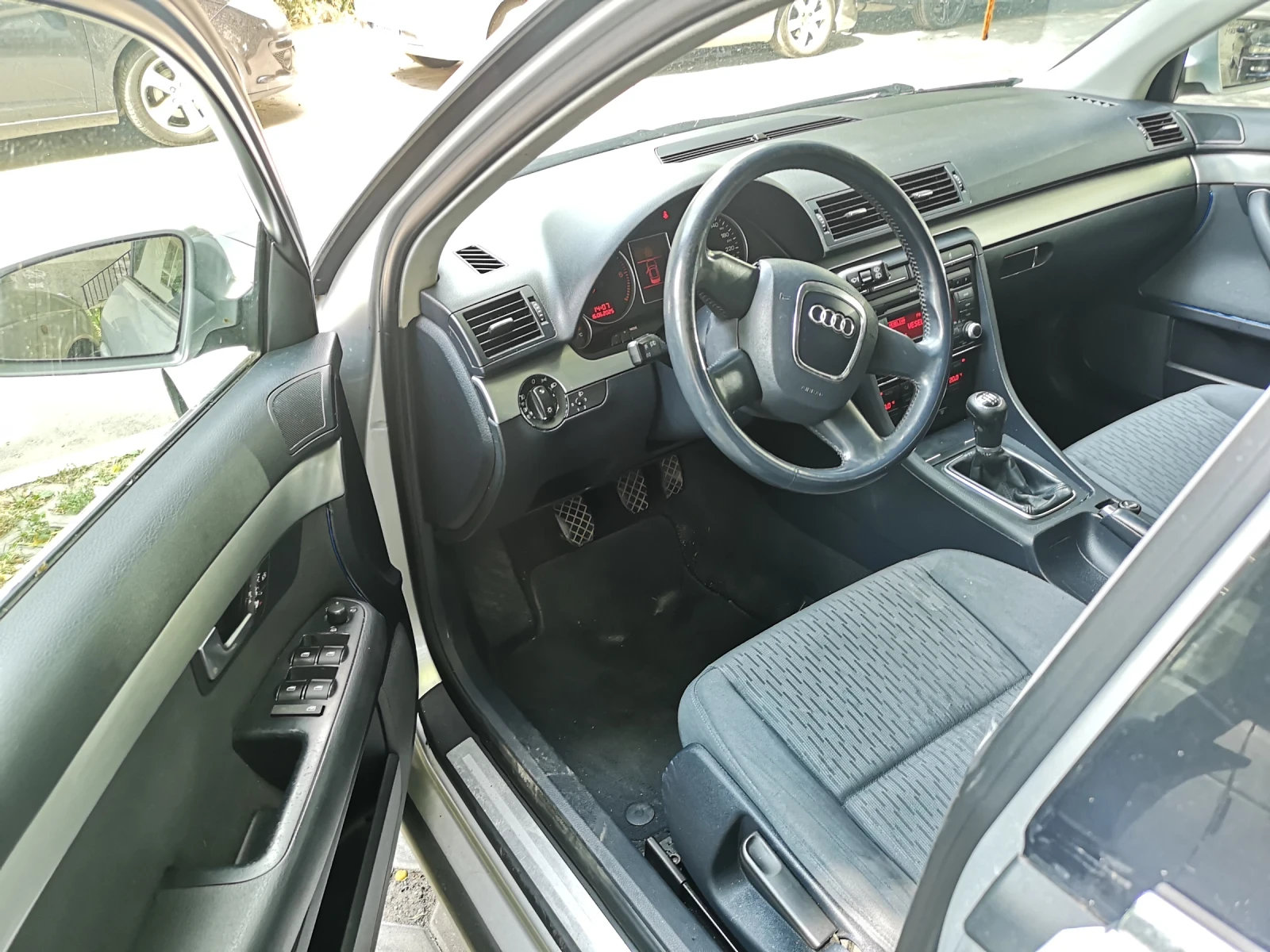 Audi A4  - изображение 7