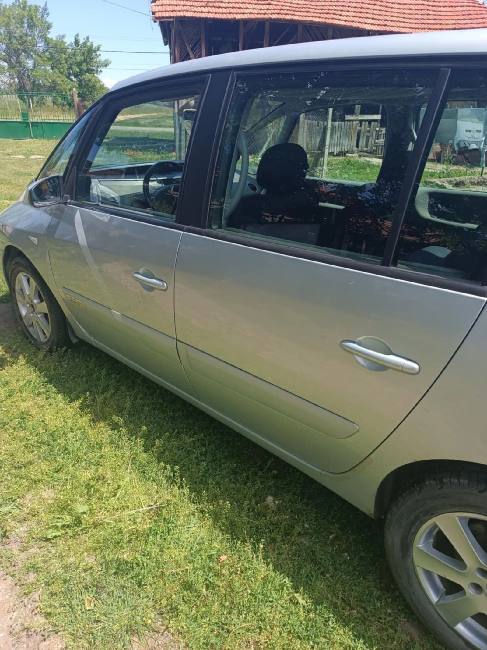 Renault Espace 2.2 dCi - изображение 10