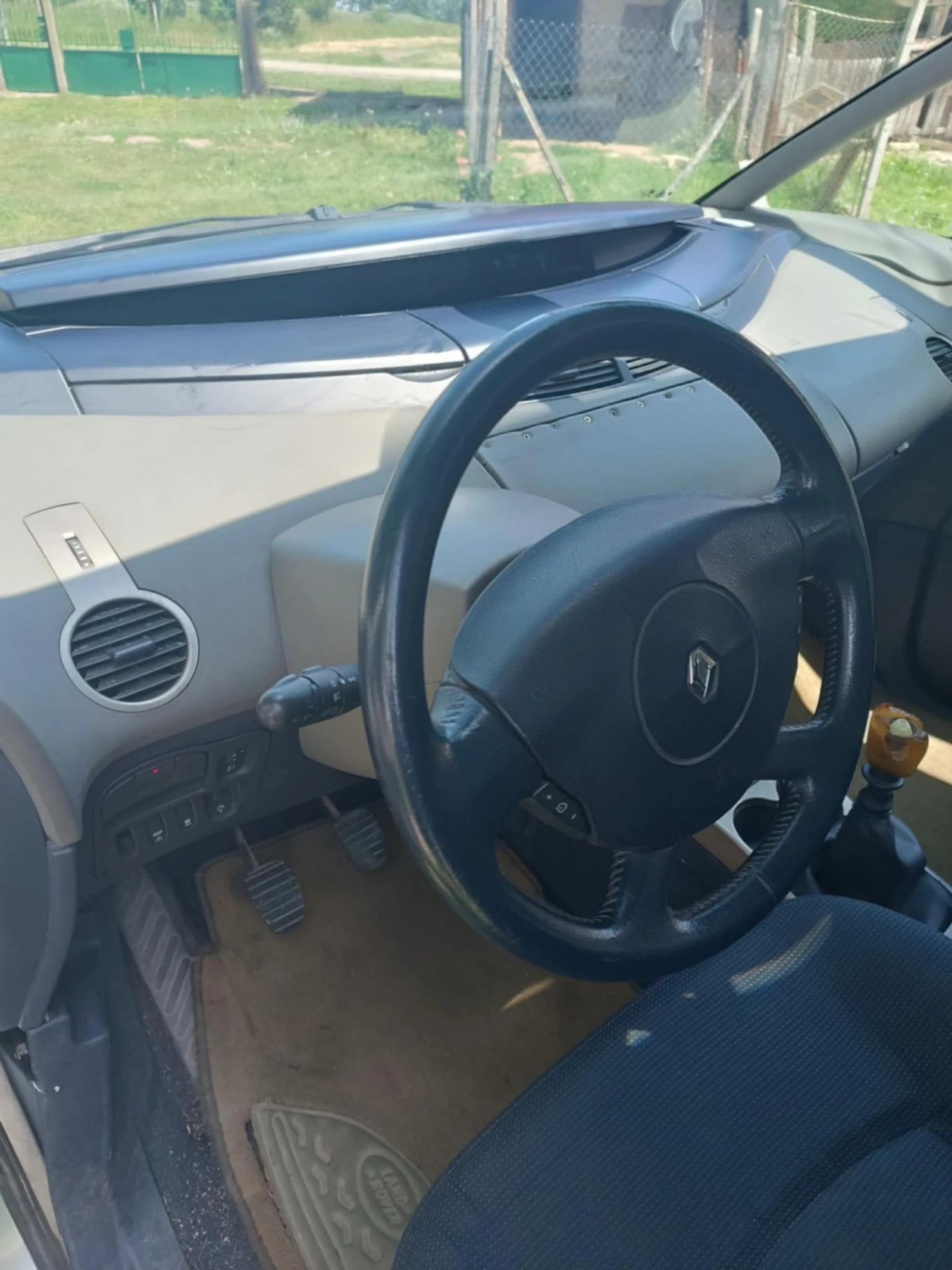 Renault Espace 2.2 dCi - изображение 4