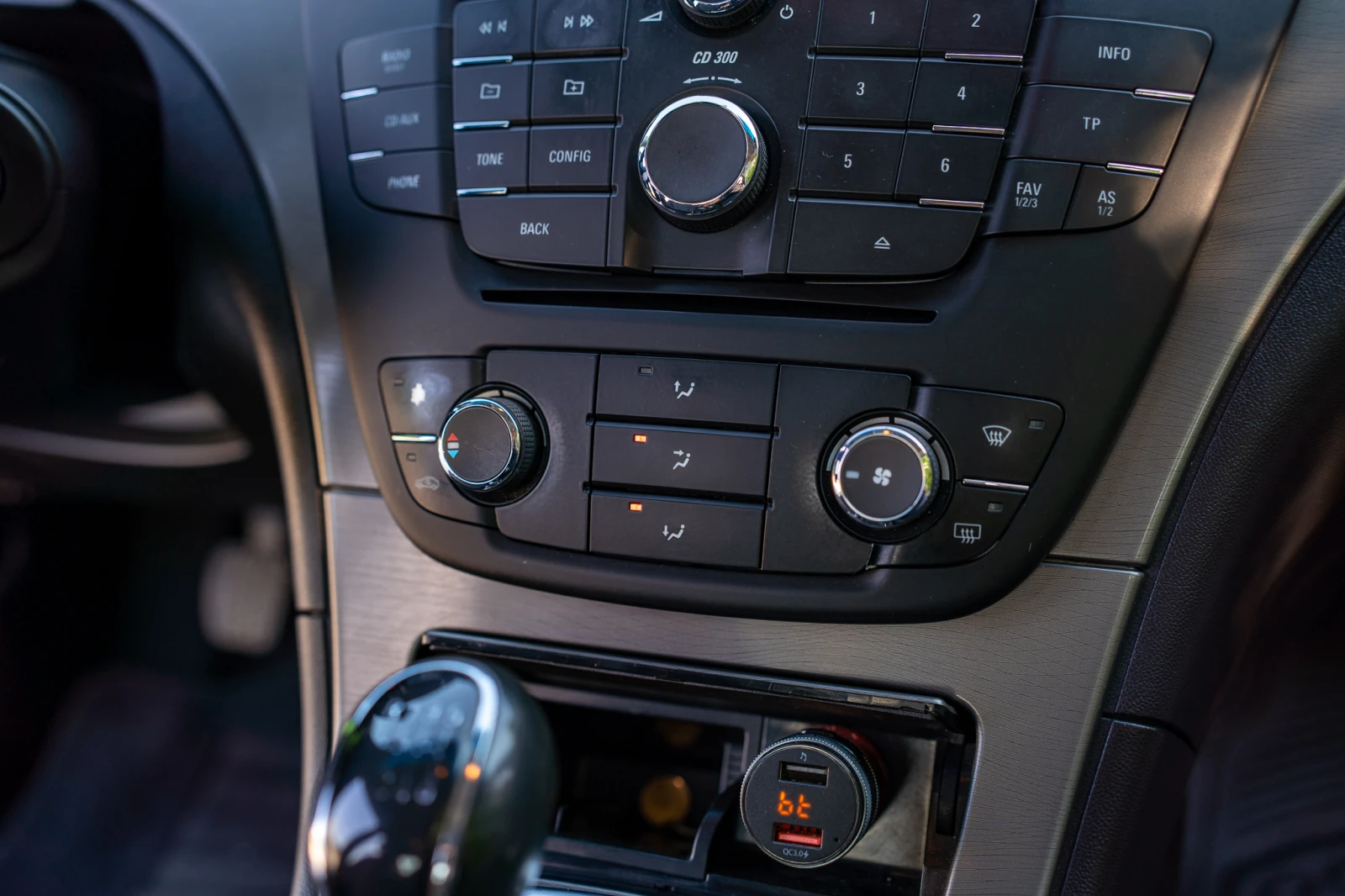 Opel Insignia 1.8   | Mobile.bg   11