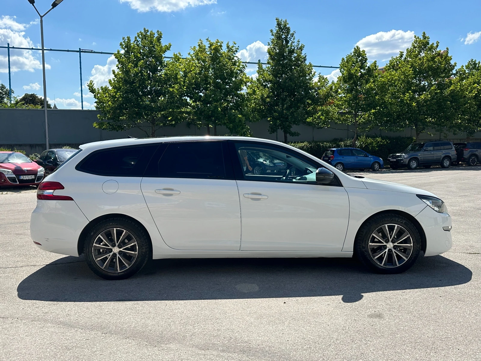 Peugeot 308 1.6d 92 к.с. - изображение 5