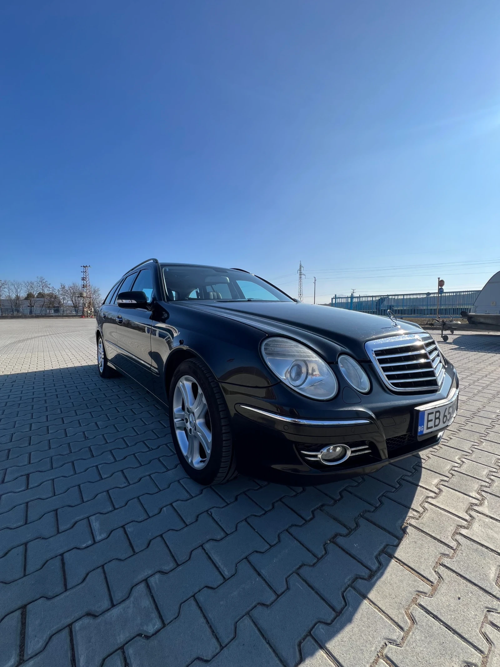 Mercedes-Benz E 350  - изображение 2
