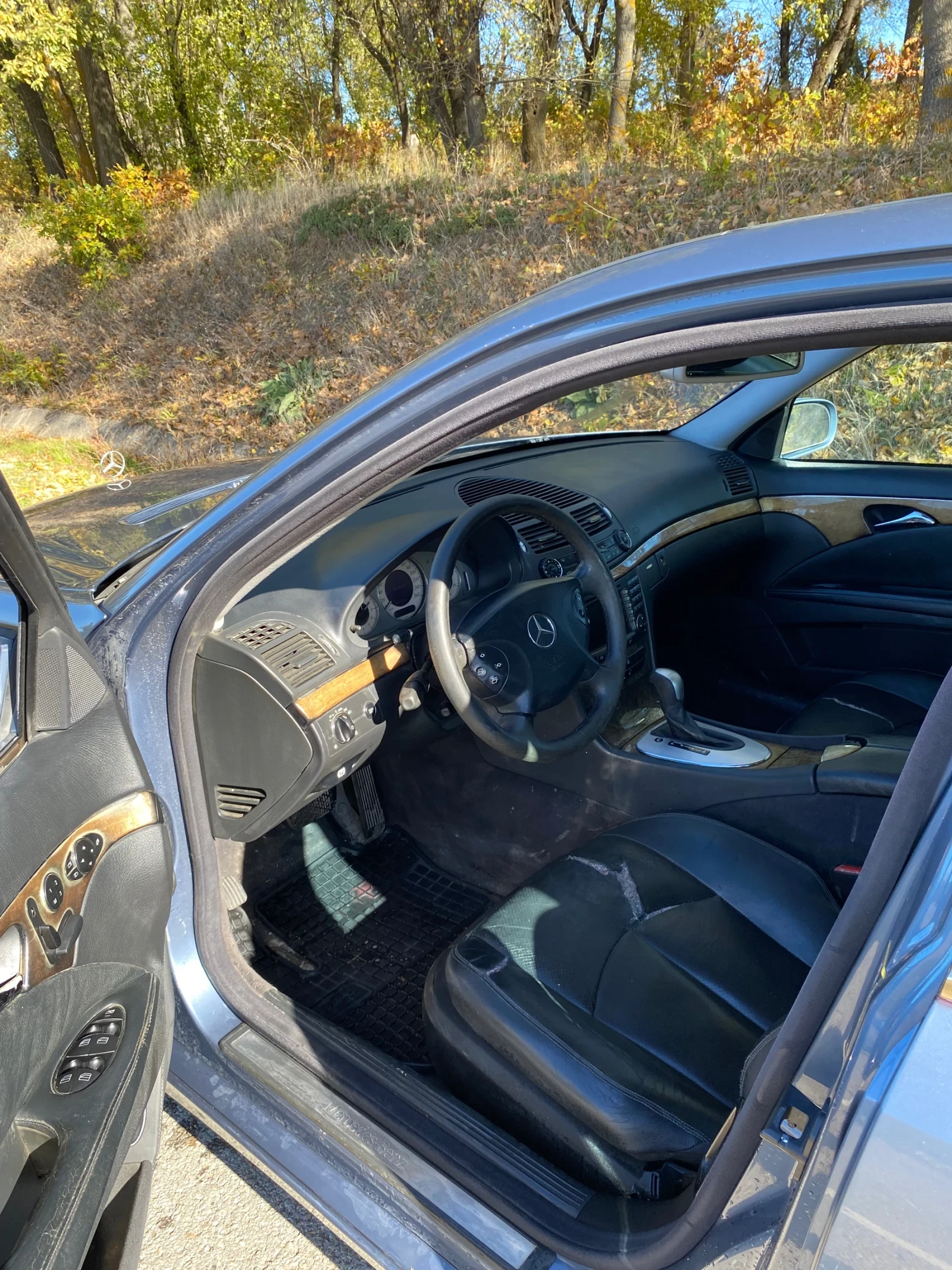 Mercedes-Benz E 320  - изображение 7