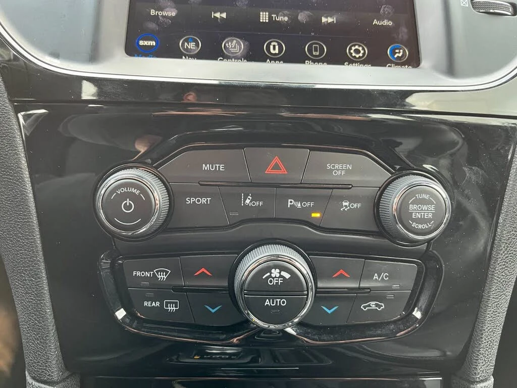 Chrysler 300c *  *    *   *  | Mobile.bg   15