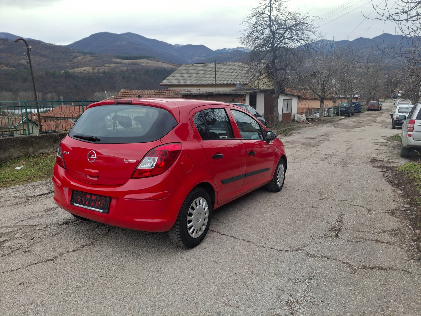 Opel Corsa 1.0i.95000км. - изображение 4
