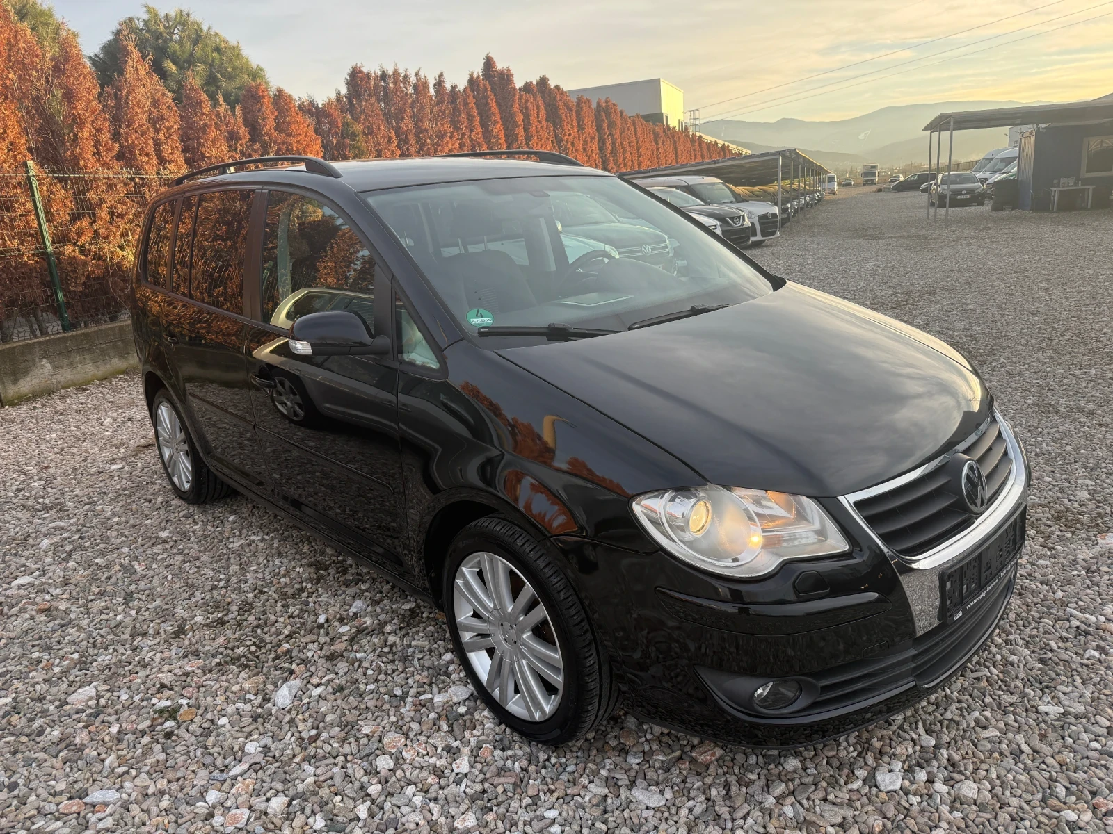 VW Touran 2.0 TDI - изображение 3