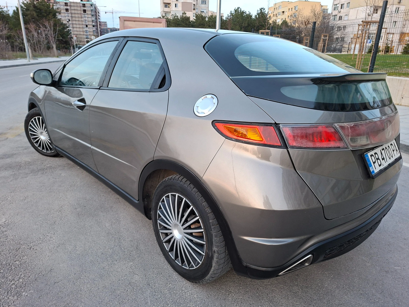 Honda Civic 2.2 Diesel 6ск, снимка 9 - Автомобили и джипове - 53879120
