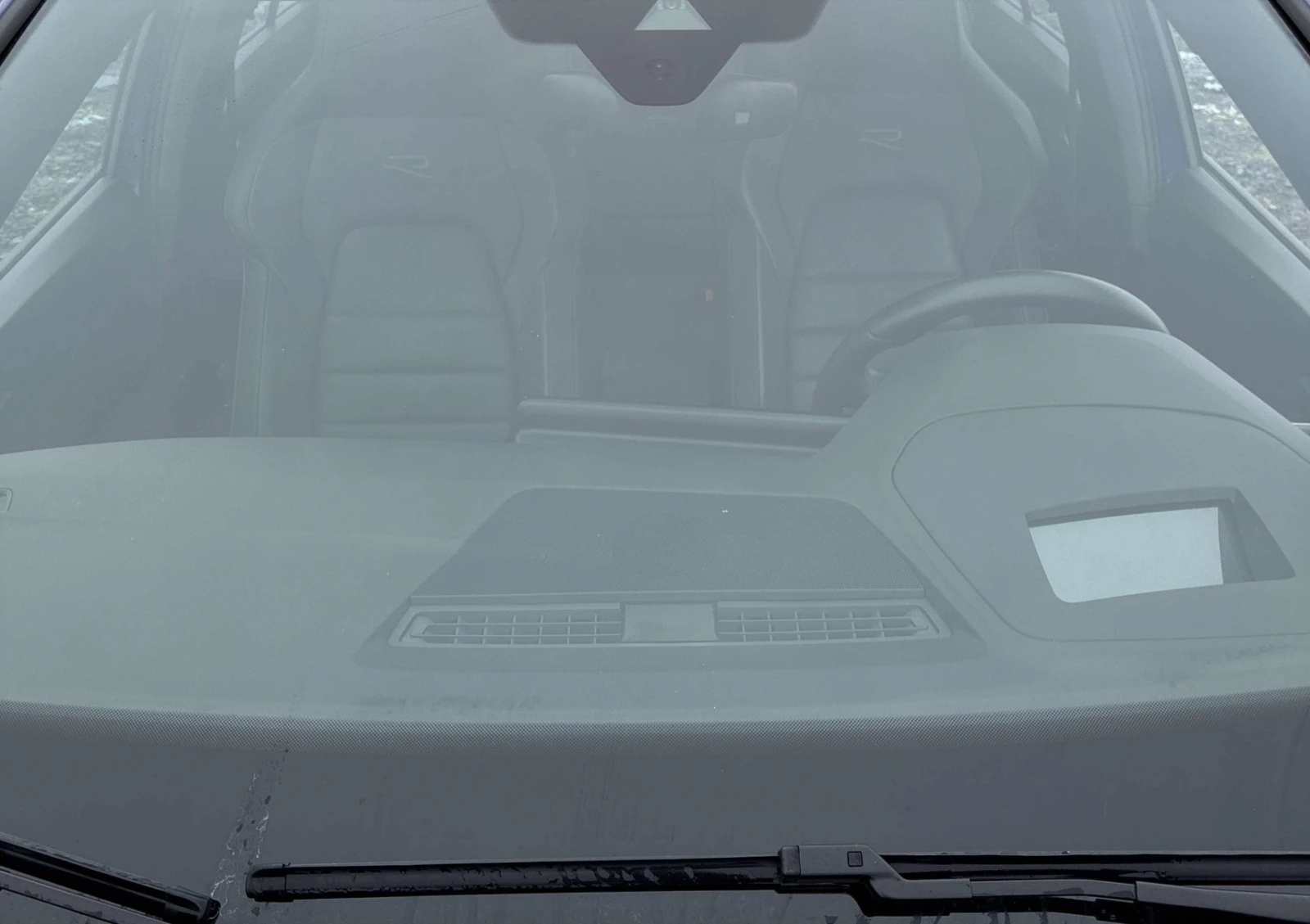 VW Golf R DSG AWD 2.0T* Keyless* NAVI* Кожа* Подгрев* Prem, снимка 12 - Автомобили и джипове - 53885592