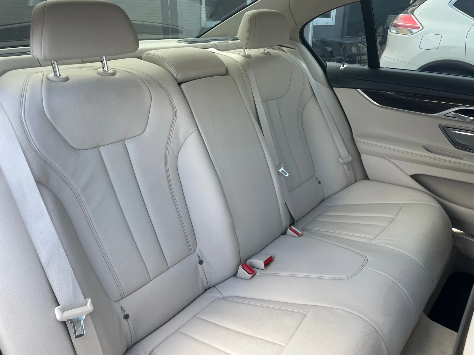 BMW 730 XD Full Full, снимка 11 - Автомобили и джипове - 54457248