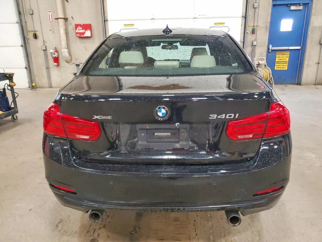 BMW 340 XI / КОЖА / 3.0 / РЕАЛНИ КМ!, снимка 6 - Автомобили и джипове - 54656249