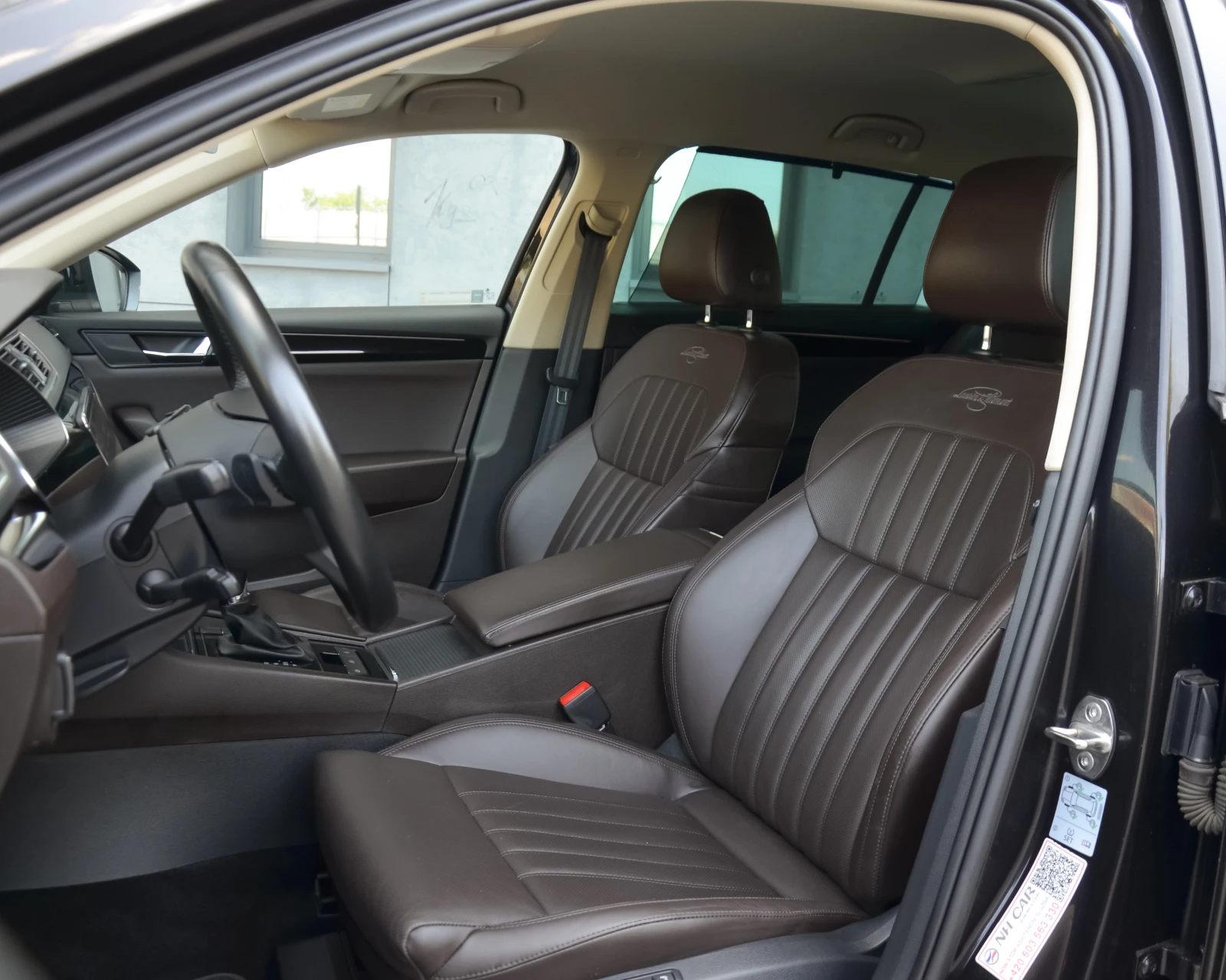 Skoda Superb 2.0 TSI L&K 272 PS, снимка 9 - Автомобили и джипове - 54718369