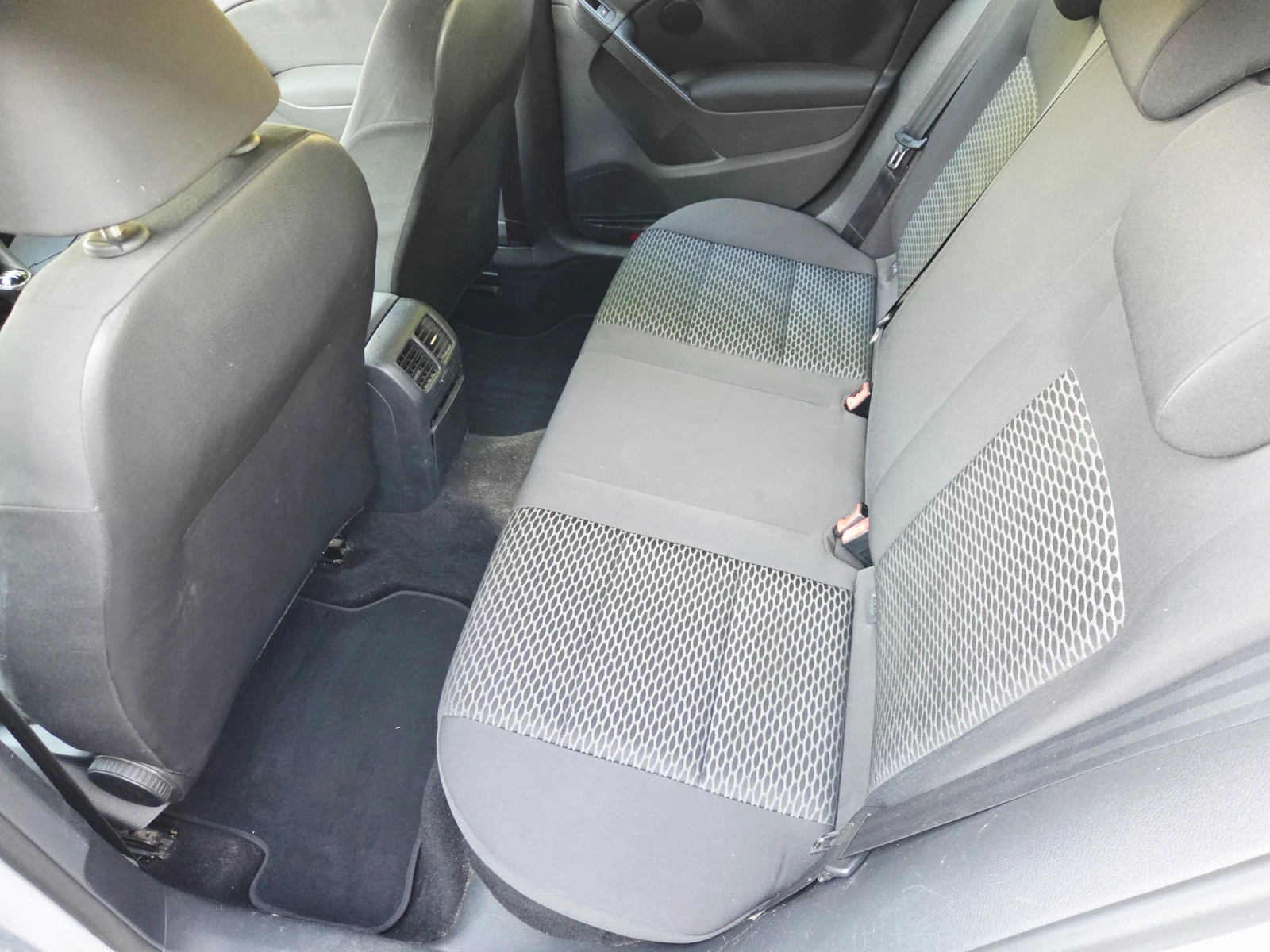 VW Golf 1, 200 EURO5B | Mobile.bg � ����������� 10