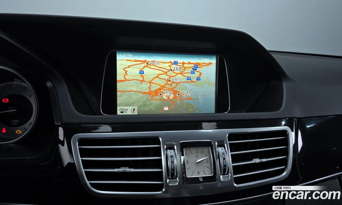 Mercedes-Benz E 250 E250 CDI 4MATIC, снимка 14 - Автомобили и джипове - 55685039