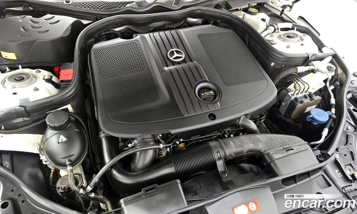 Mercedes-Benz E 250 E250 CDI 4MATIC, снимка 6 - Автомобили и джипове - 55685039