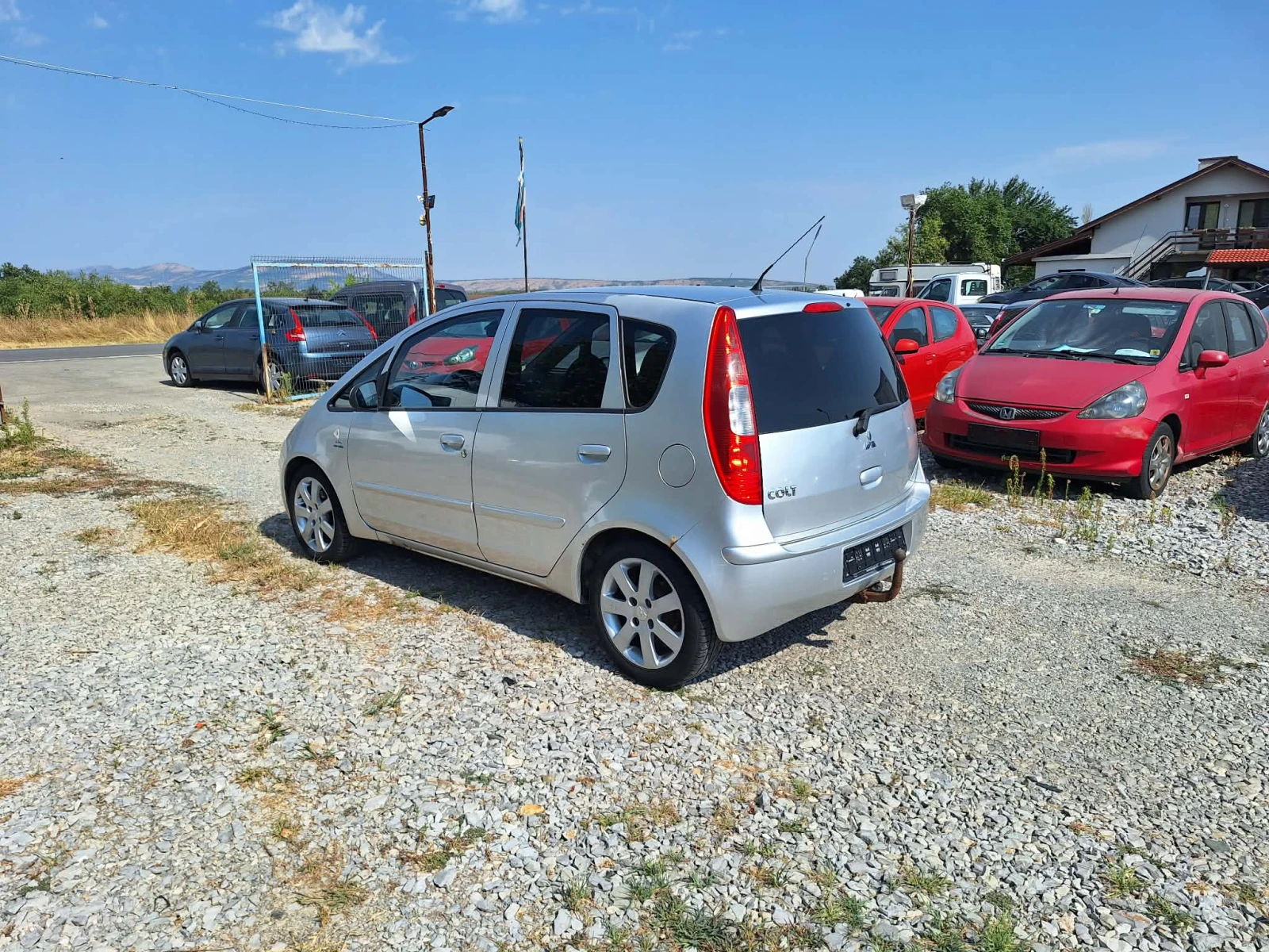 Mitsubishi Colt 1.3i klima, снимка 6 - Автомобили и джипове - 55798952