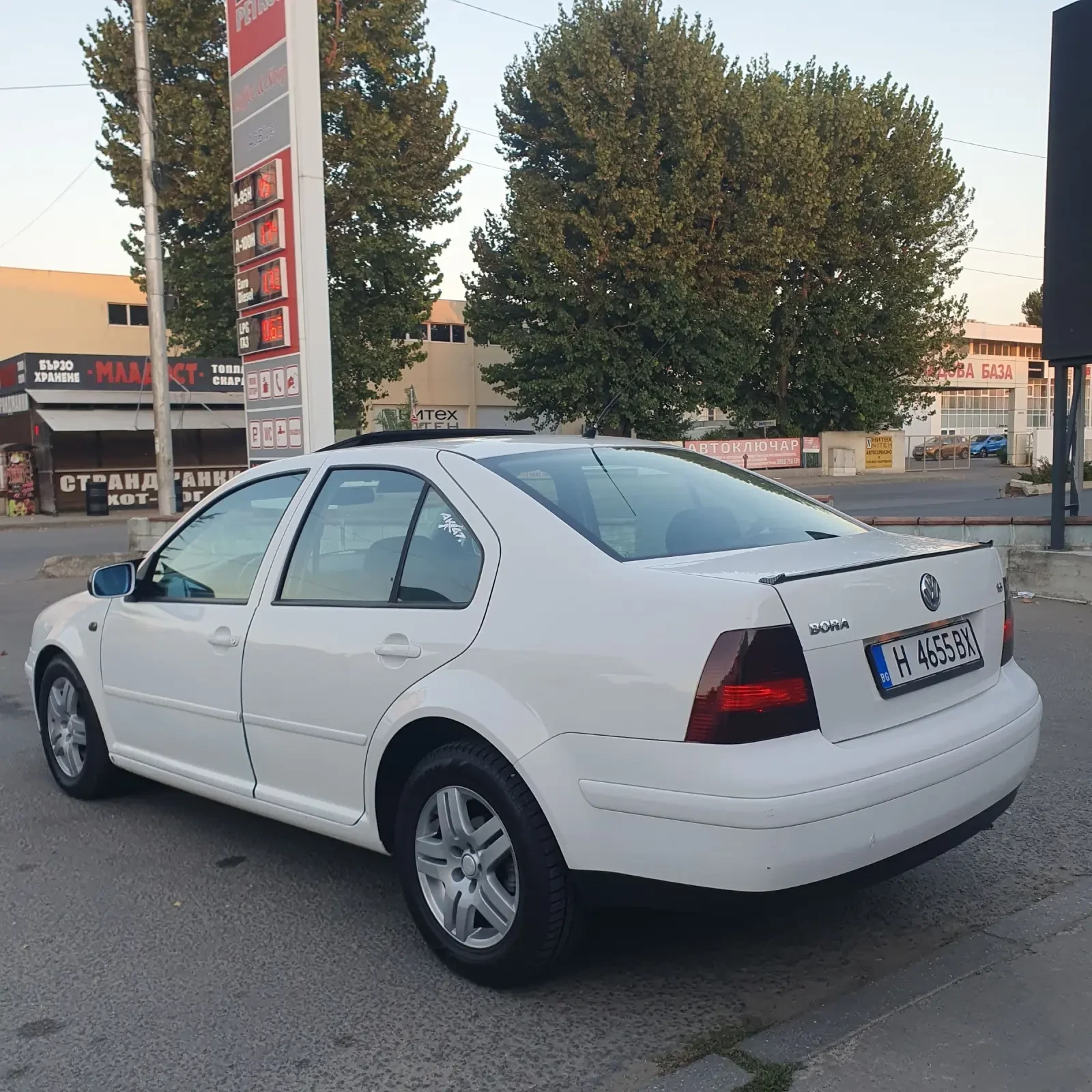 VW Bora 1.6i SR | Mobile.bg � ����������� 3