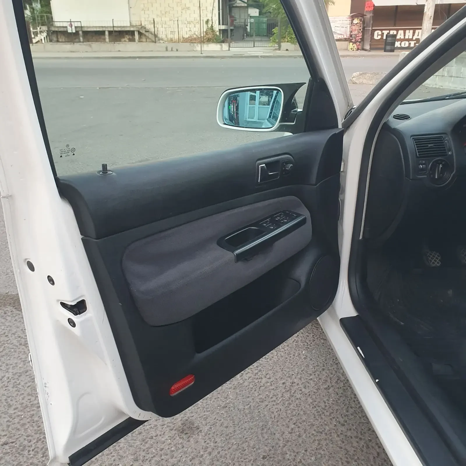 VW Bora 1.6i SR | Mobile.bg � ����������� 8