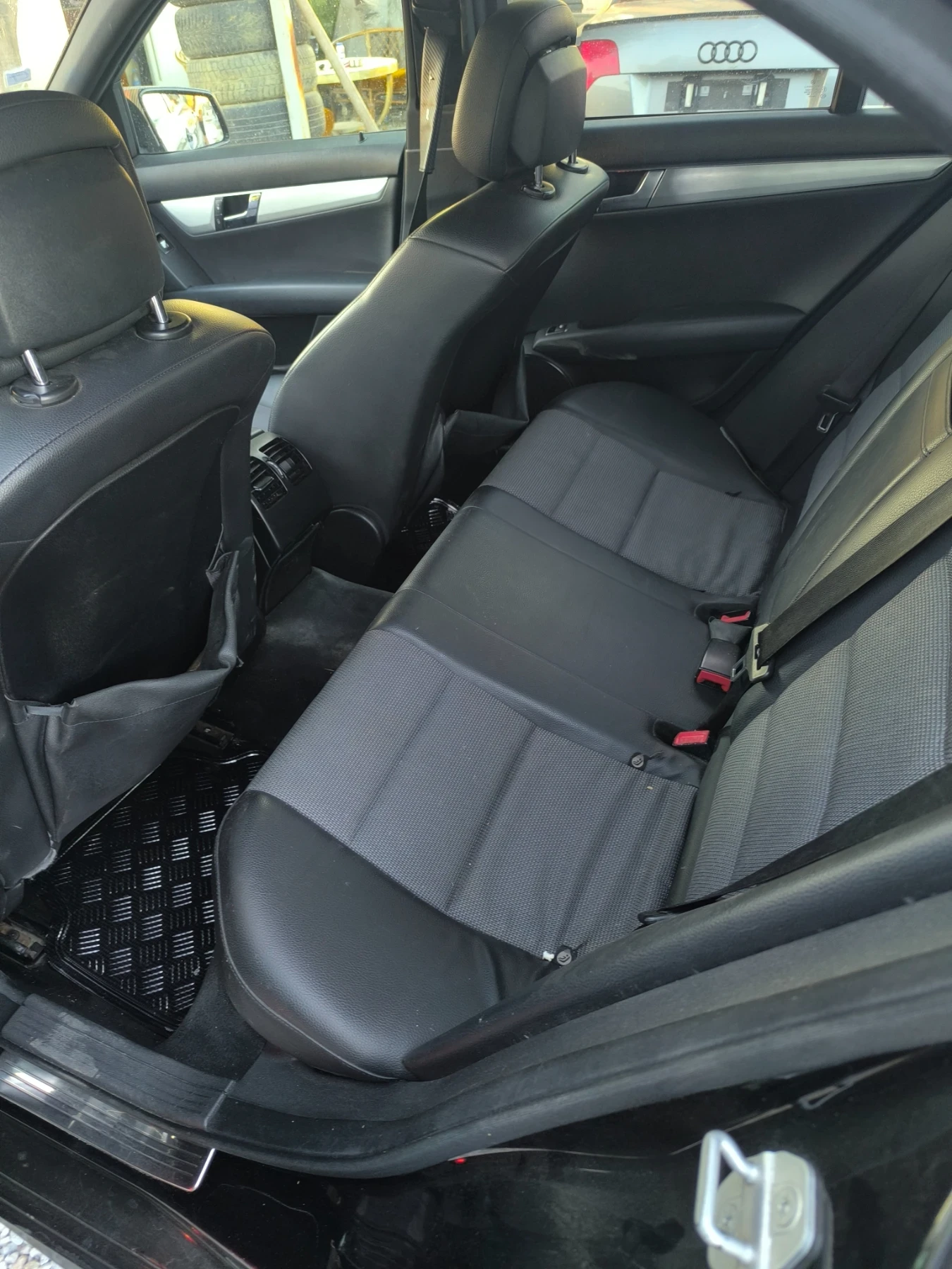 Mercedes-Benz C 220 W204 170к.с. ОМ651, снимка 7 - Автомобили и джипове - 55993984