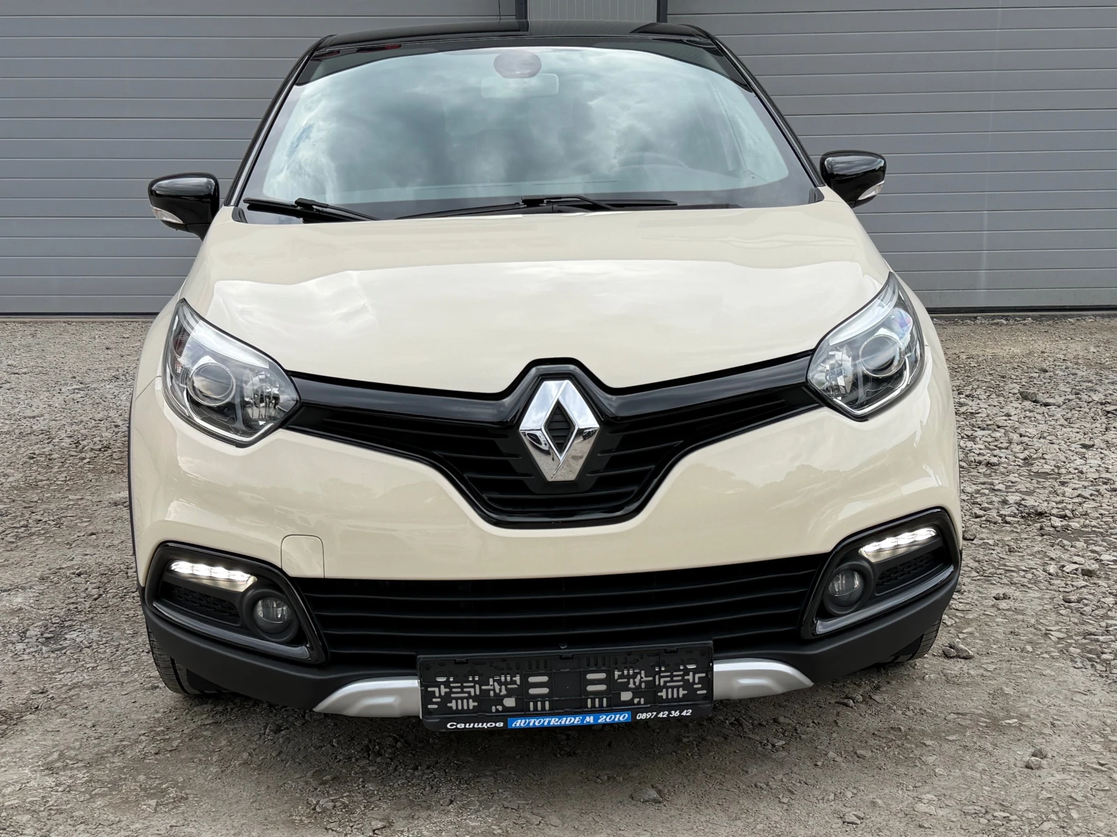 Renault Captur 1.5DCI* AVTOMAT* NAVI* LED, снимка 2 - Автомобили и джипове - 56045571