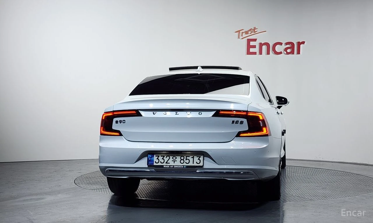 Volvo S90 B6* AWD* INSCRIPTION* ОБДУХВАНЕ* ДИСТРОНИК* ХЕДЪП*, снимка 4 - Автомобили и джипове - 56151827