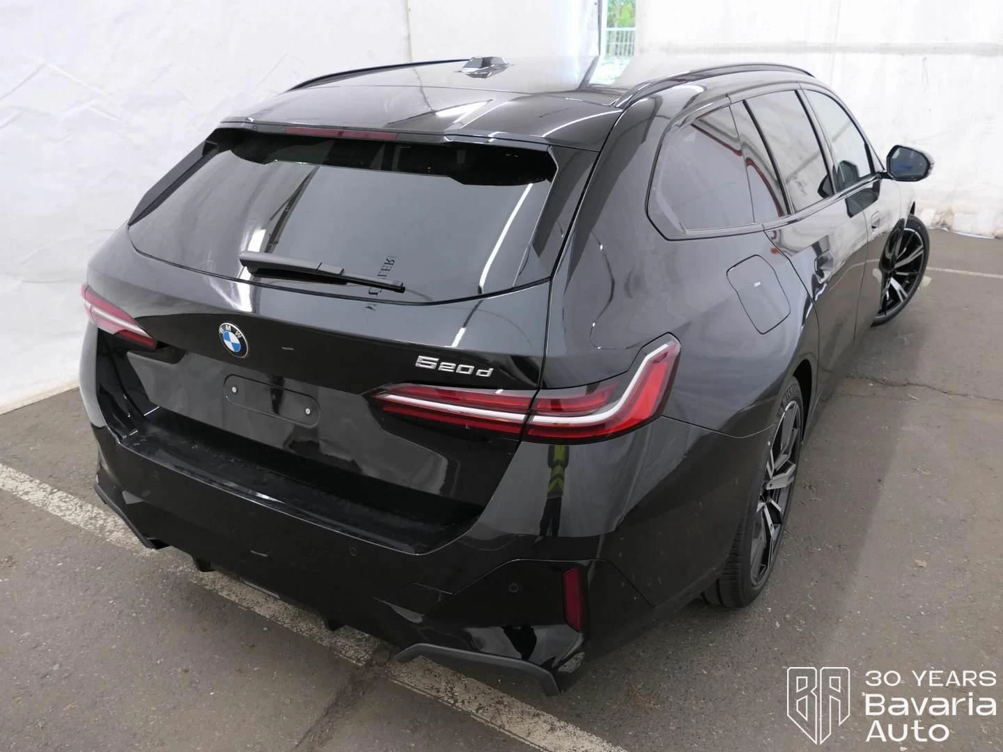 BMW 520 d Touring Steptronic, снимка 3 - Автомобили и джипове - 56302720