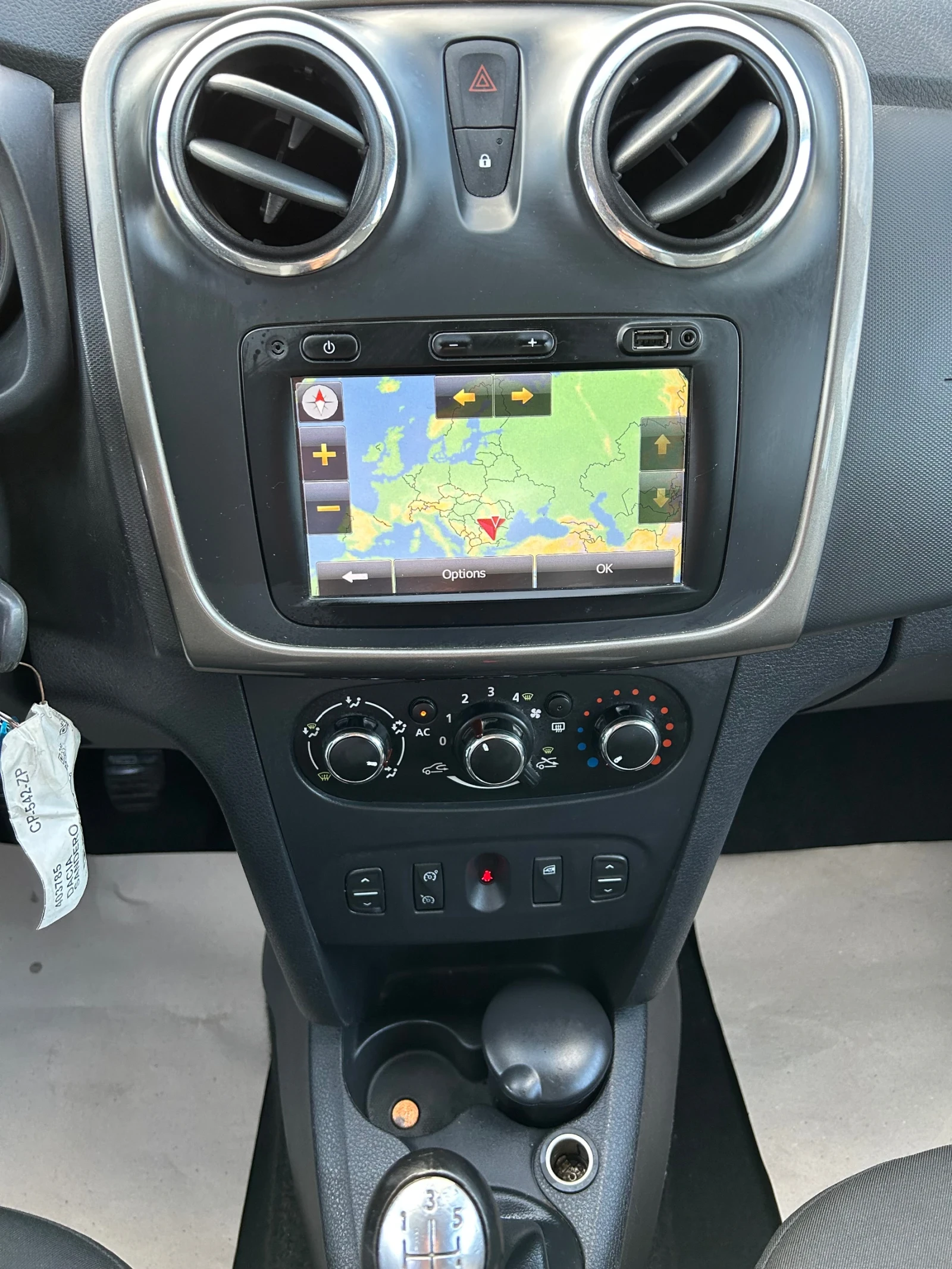 Dacia Sandero 1.5DCi/NAVi/STEPWAY/EURO 5B/90K.C. | Mobile.bg � ����������� 10