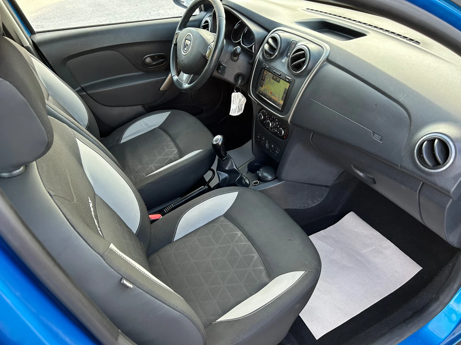 Dacia Sandero 1.5DCi/NAVi/STEPWAY/EURO 5B/90K.C. | Mobile.bg � ����������� 12