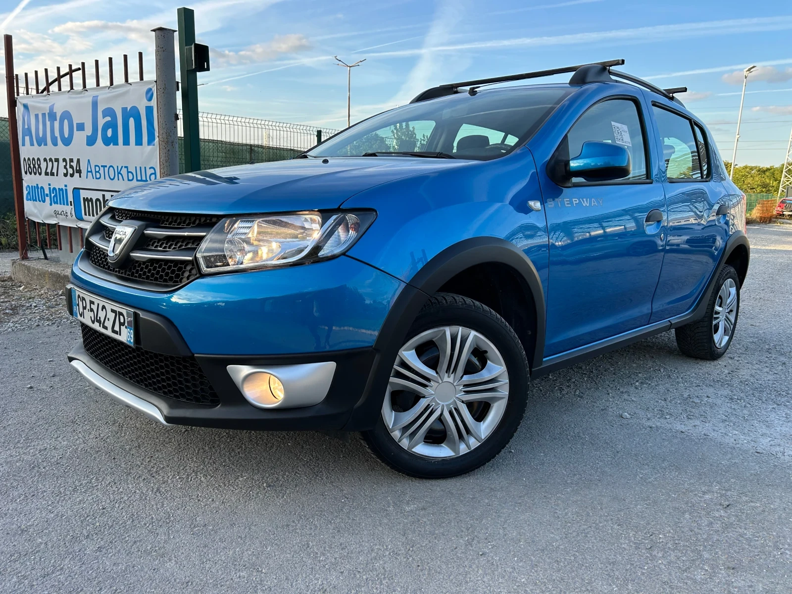 Dacia Sandero 1.5DCi/NAVi/STEPWAY/EURO 5B/90K.C. | Mobile.bg � ����������� 1