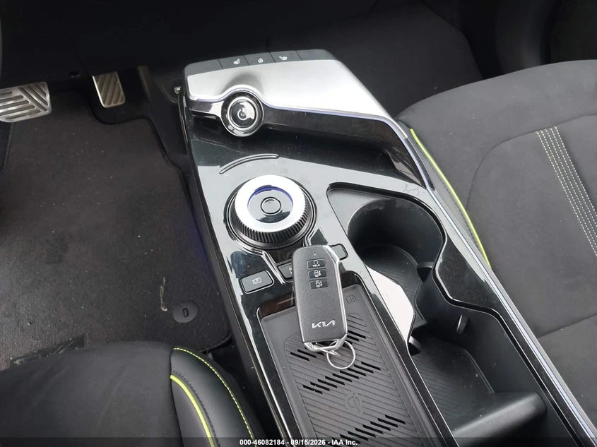 Kia EV6 GT AWD, снимка 11 - Автомобили и джипове - 56405757