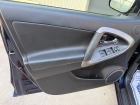 Toyota Rav4 2.2 D 4x4, снимка 17