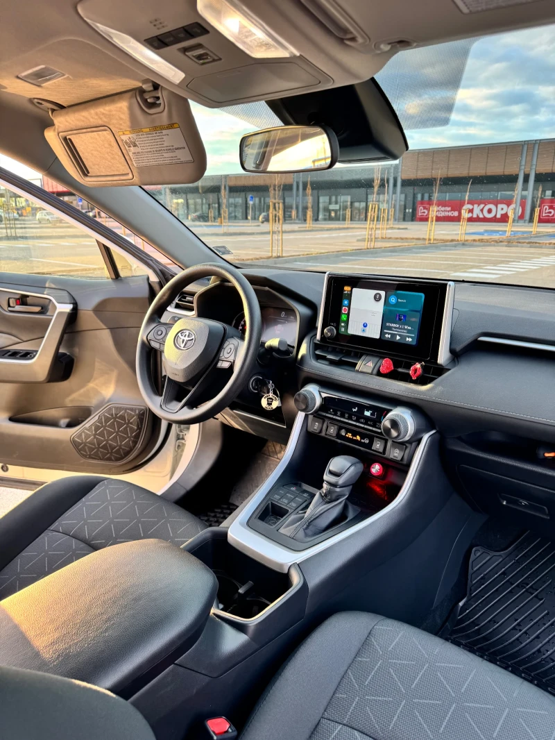 Toyota Rav4 AWD 2.5 Бензин 4x4 8 Speed Регистрация КАСКО, снимка 8 - Автомобили и джипове - 52544319