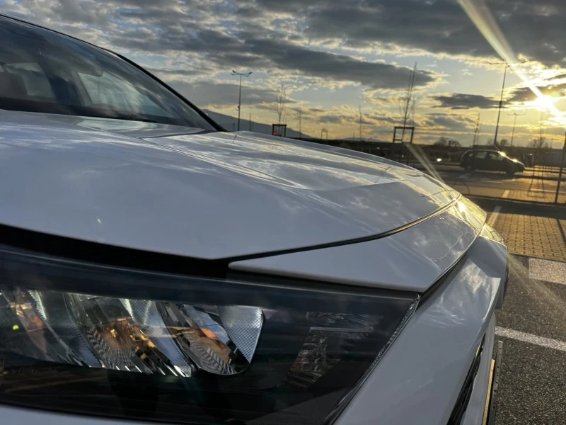 Toyota Rav4 AWD 2.5 Бензин 4x4 8 Speed Регистрация КАСКО, снимка 16 - Автомобили и джипове - 52544319