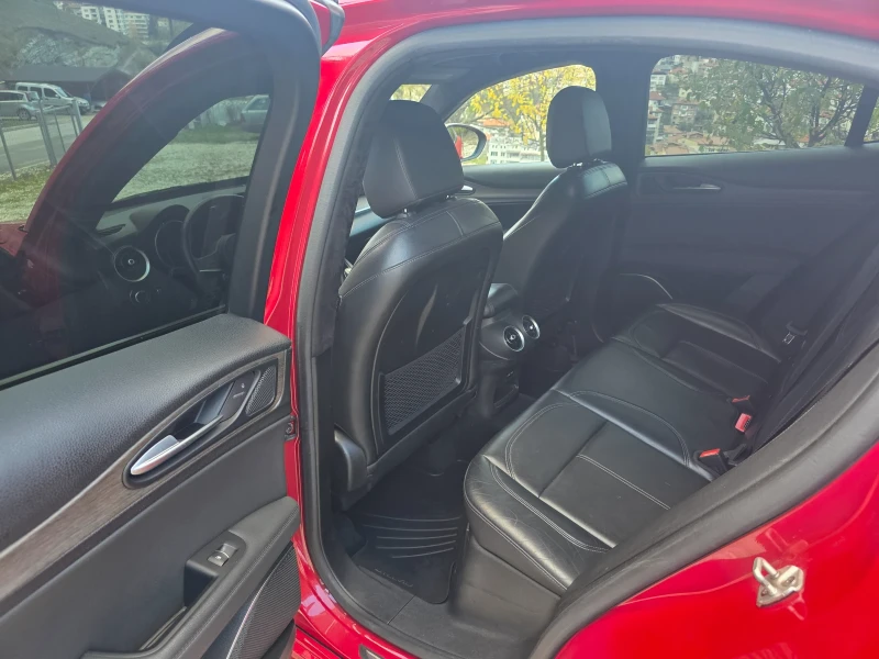 Alfa Romeo Stelvio Ti Q4, снимка 9 - Автомобили и джипове - 52170281