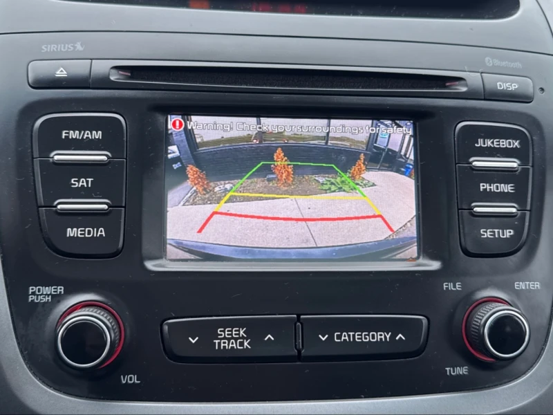 Kia Sorento 3.3i V6 4x4 * АвтоКредит* (ЦЕНА ДО БГ), снимка 12 - Автомобили и джипове - 52549666