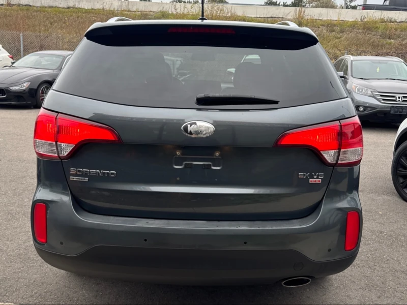 Kia Sorento 3.3i V6 4x4 * АвтоКредит* (ЦЕНА ДО БГ), снимка 5 - Автомобили и джипове - 52549666