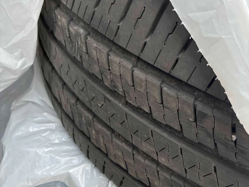 Jeep Grand cherokee High Altitude* CARFAX* ВТОРИ ГУМИ* ДИСТРОНИК, снимка 16 - Автомобили и джипове - 53570533