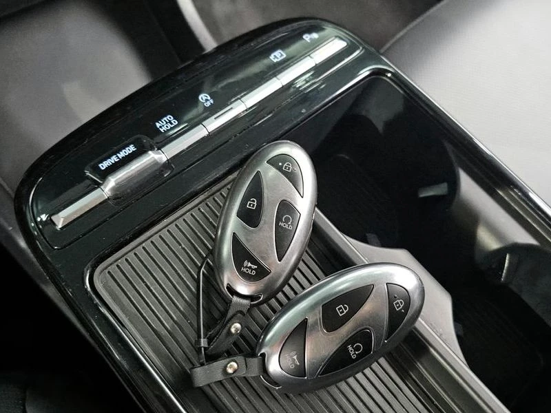 Hyundai Tucson Hyundai Tucson DIGITAL* DISTRONIC* ДВА КЛЮЧА* КАМЕ, снимка 17 - Автомобили и джипове - 55595787