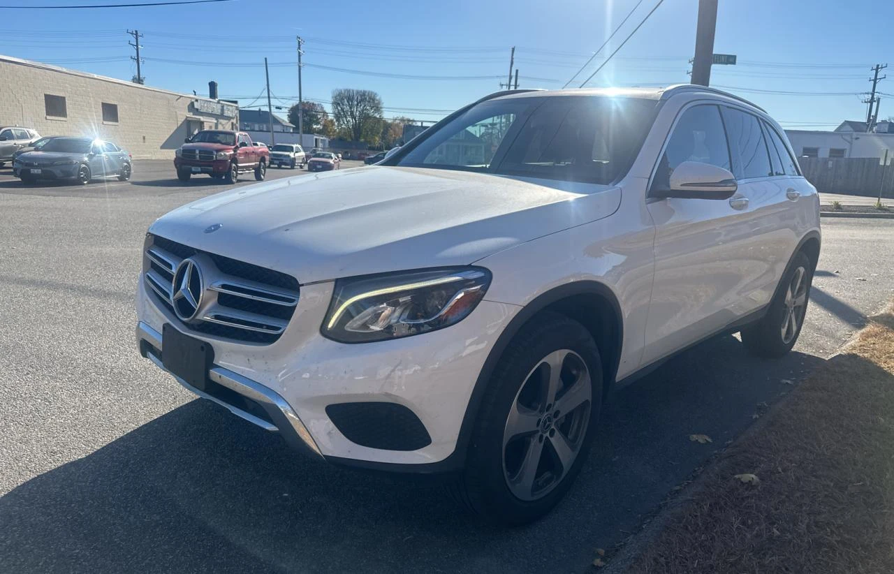 Mercedes-Benz GLC 300 4MATIC/ПОДГРЕВ/КАМЕРА/PANO/NAVI - [1] 