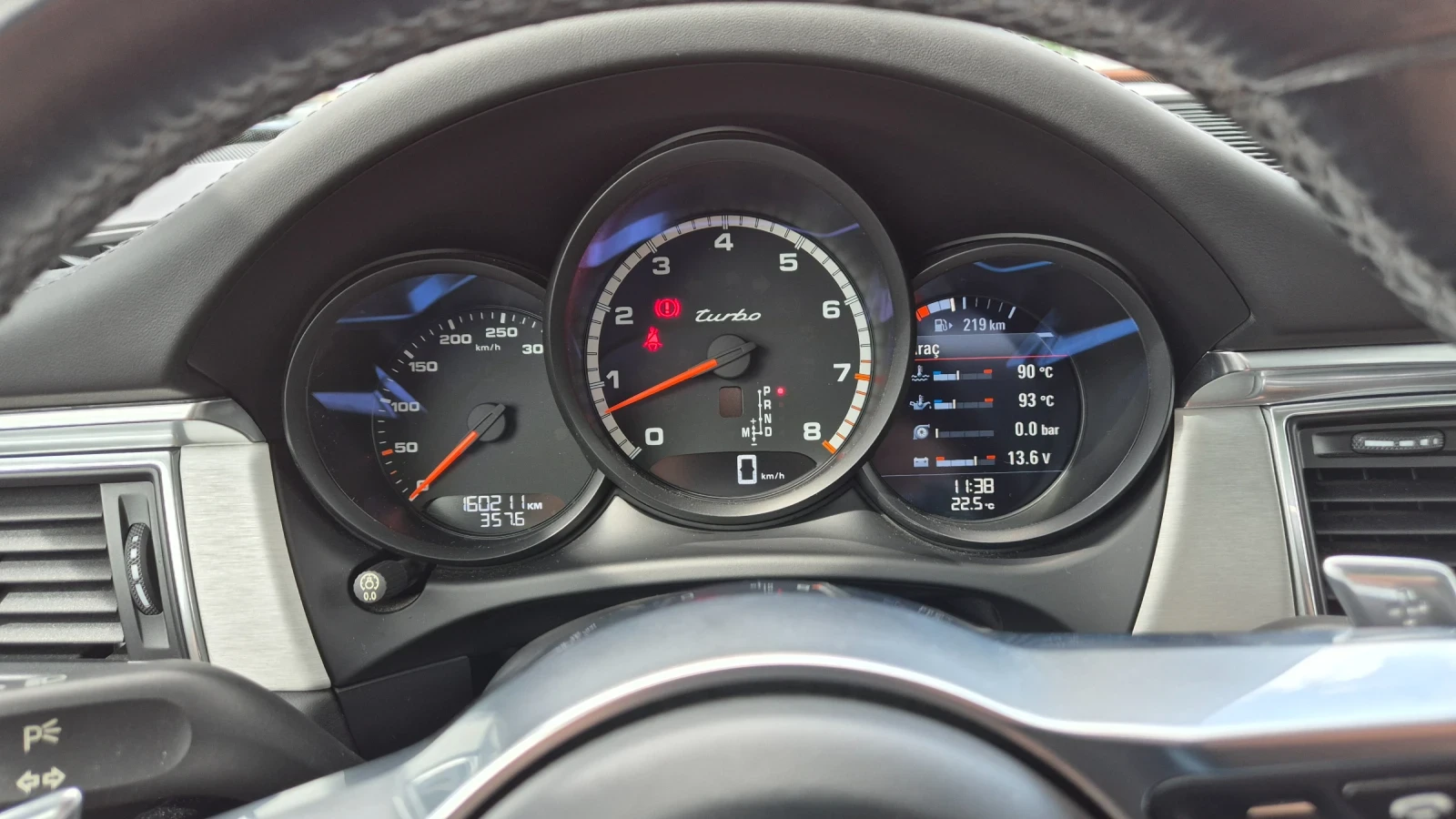 Porsche Macan 3.6 TURBO - изображение 8