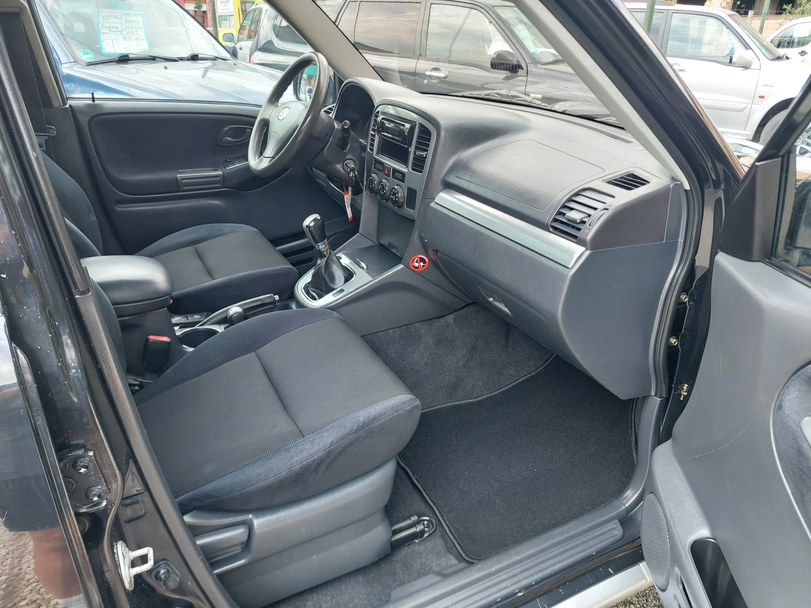 Suzuki Grand vitara 2.0i--128kc-ТОП СЪСТОЯНИЕ - изображение 9