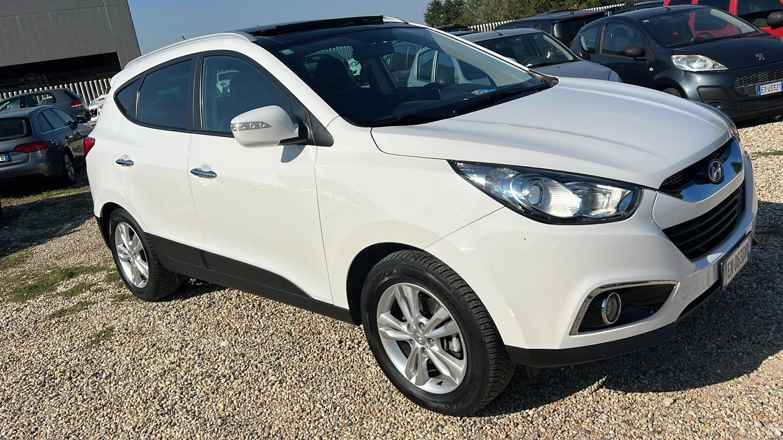 Hyundai IX35 2, 0-136к.с.4х4, 112х.км - изображение 2