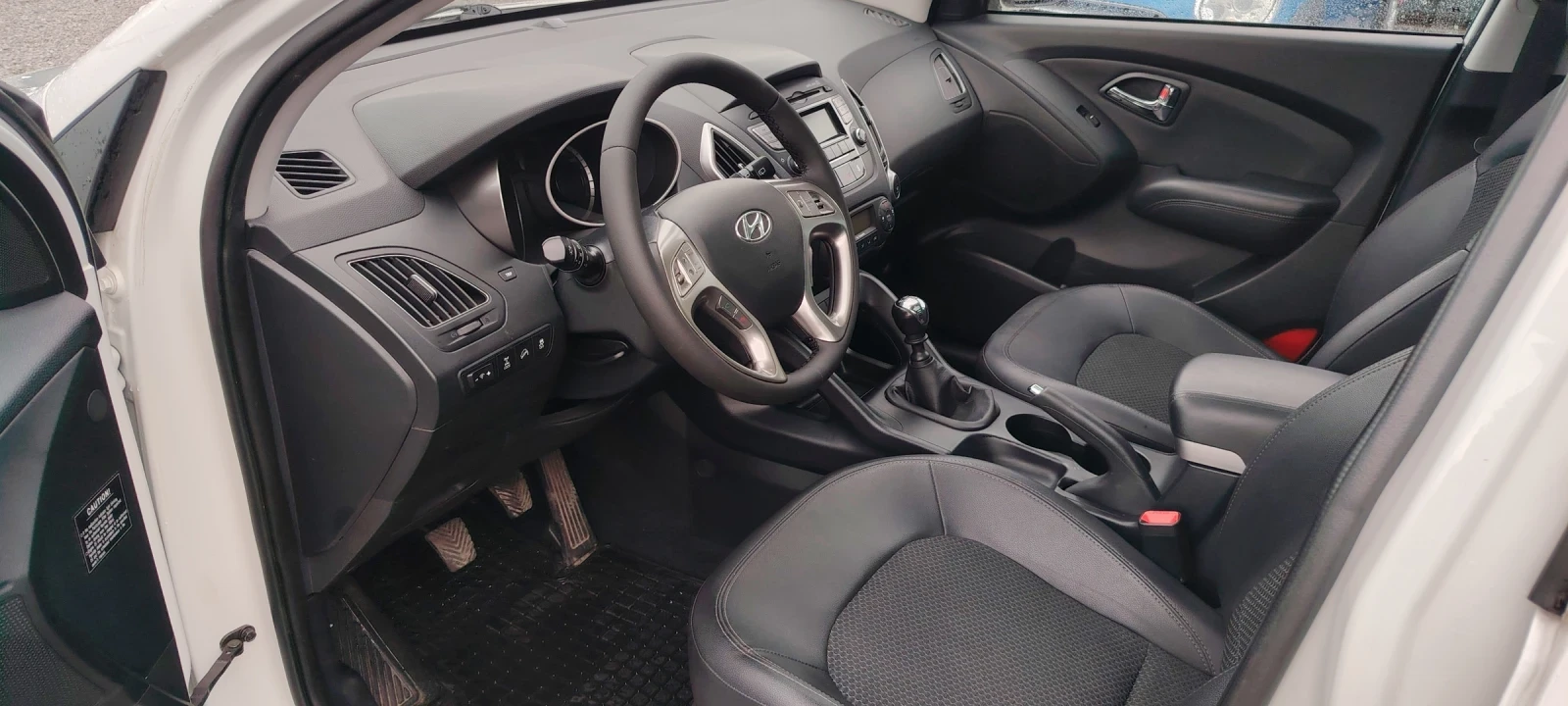 Hyundai IX35 2, 0-136к.с.4х4, 112х.км - изображение 7