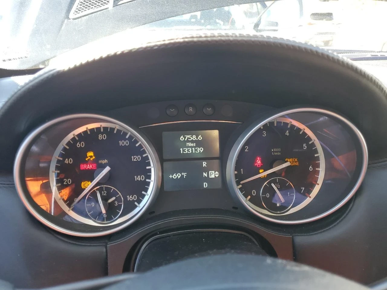 Mercedes-Benz GL 550 AMG 4 MATIC - изображение 9