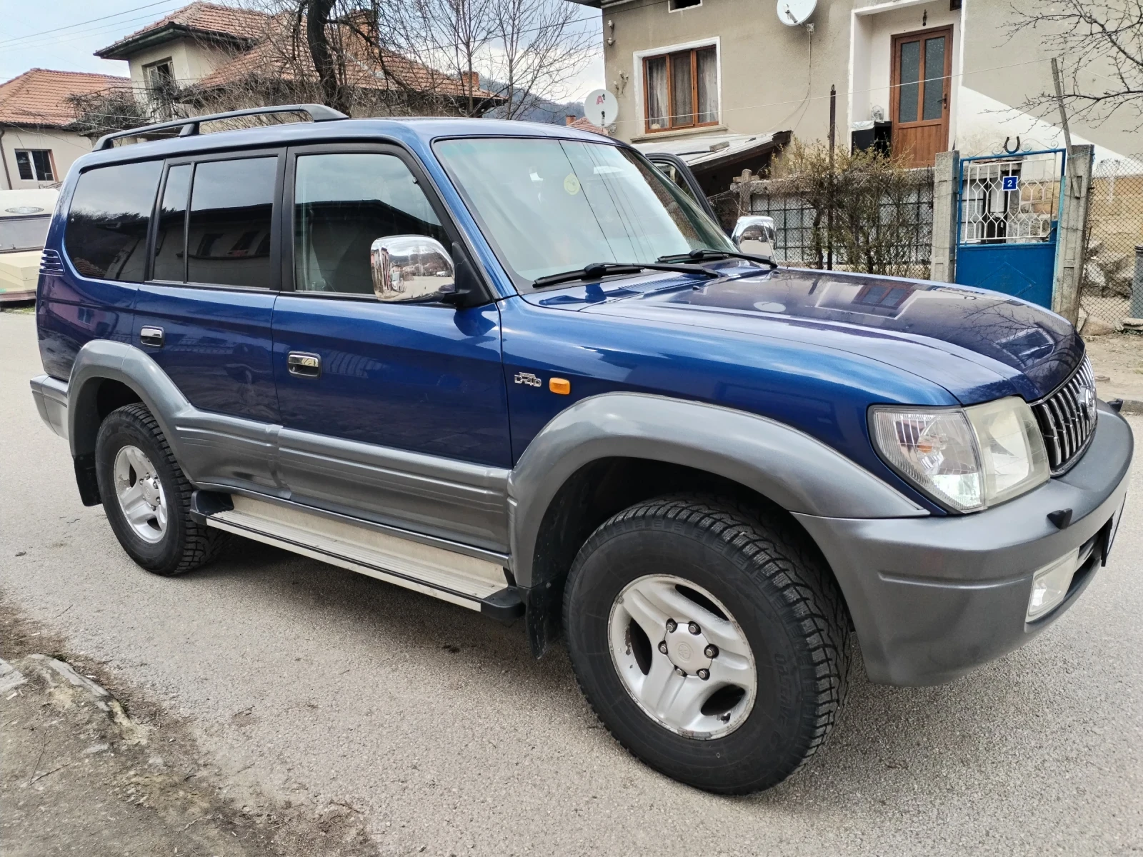 Toyota Land cruiser, снимка 2 - Автомобили и джипове - 53933272