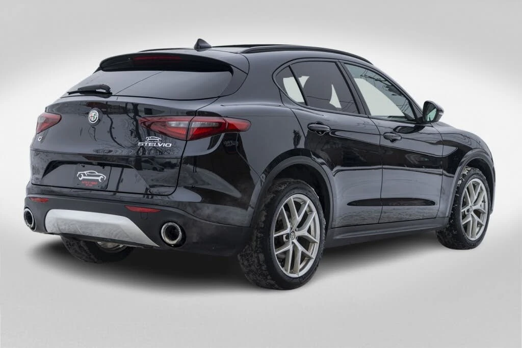 Alfa Romeo Stelvio Ti Sport AWD* HARMAN KARDON* PANORAMA* MEMORY* , снимка 5 - Автомобили и джипове - 54000776