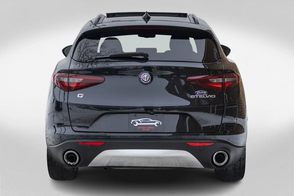 Alfa Romeo Stelvio Ti Sport AWD* HARMAN KARDON* PANORAMA* MEMORY* , снимка 4 - Автомобили и джипове - 54000776