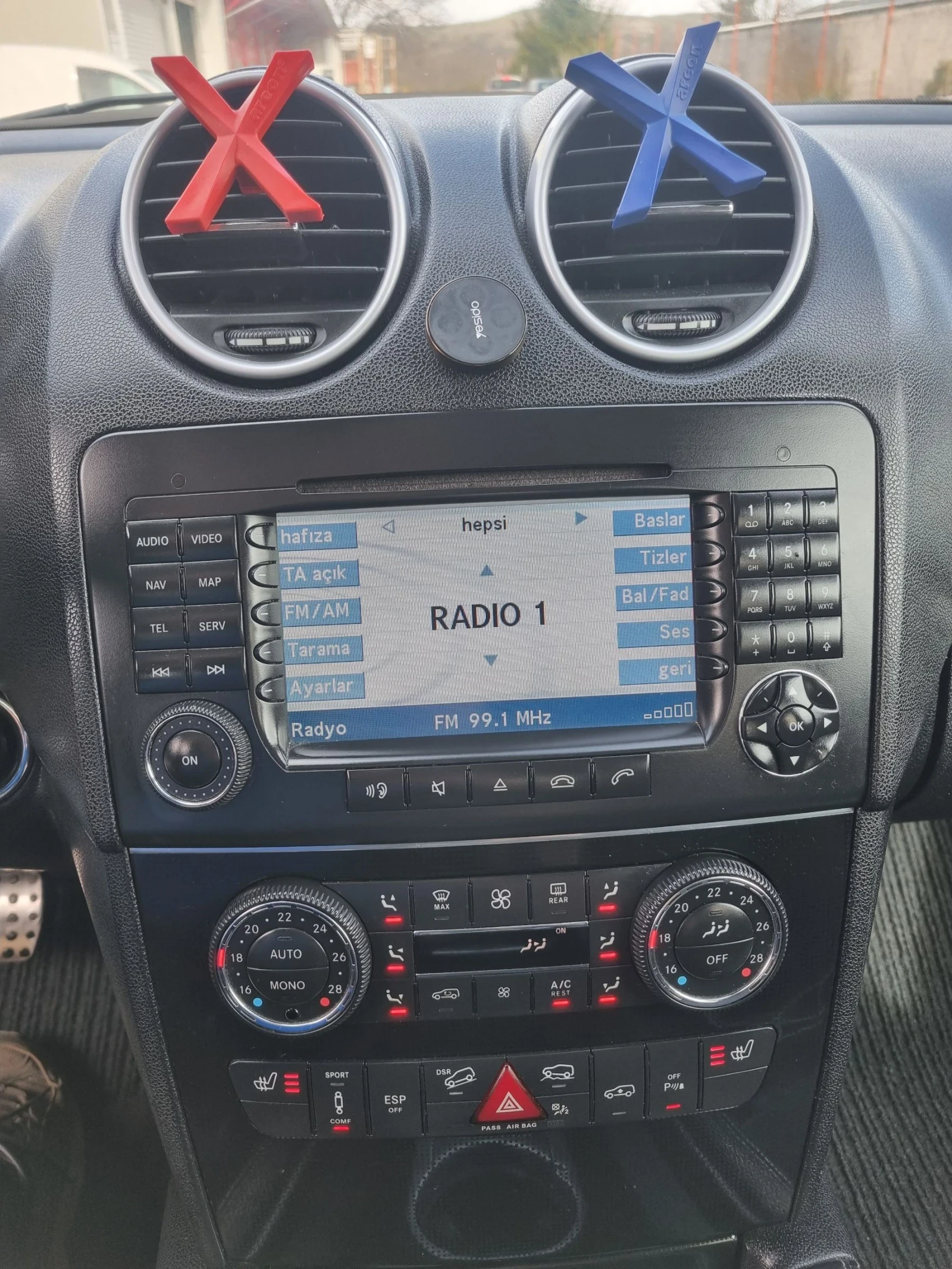 Mercedes-Benz ML 320 Ml320 224коня Harman Kardon 4 matic теглич, снимка 14 - Автомобили и джипове - 54126151