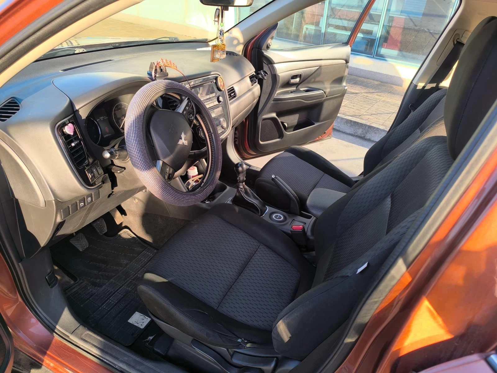 Mitsubishi Outlander, снимка 7 - Автомобили и джипове - 54295416