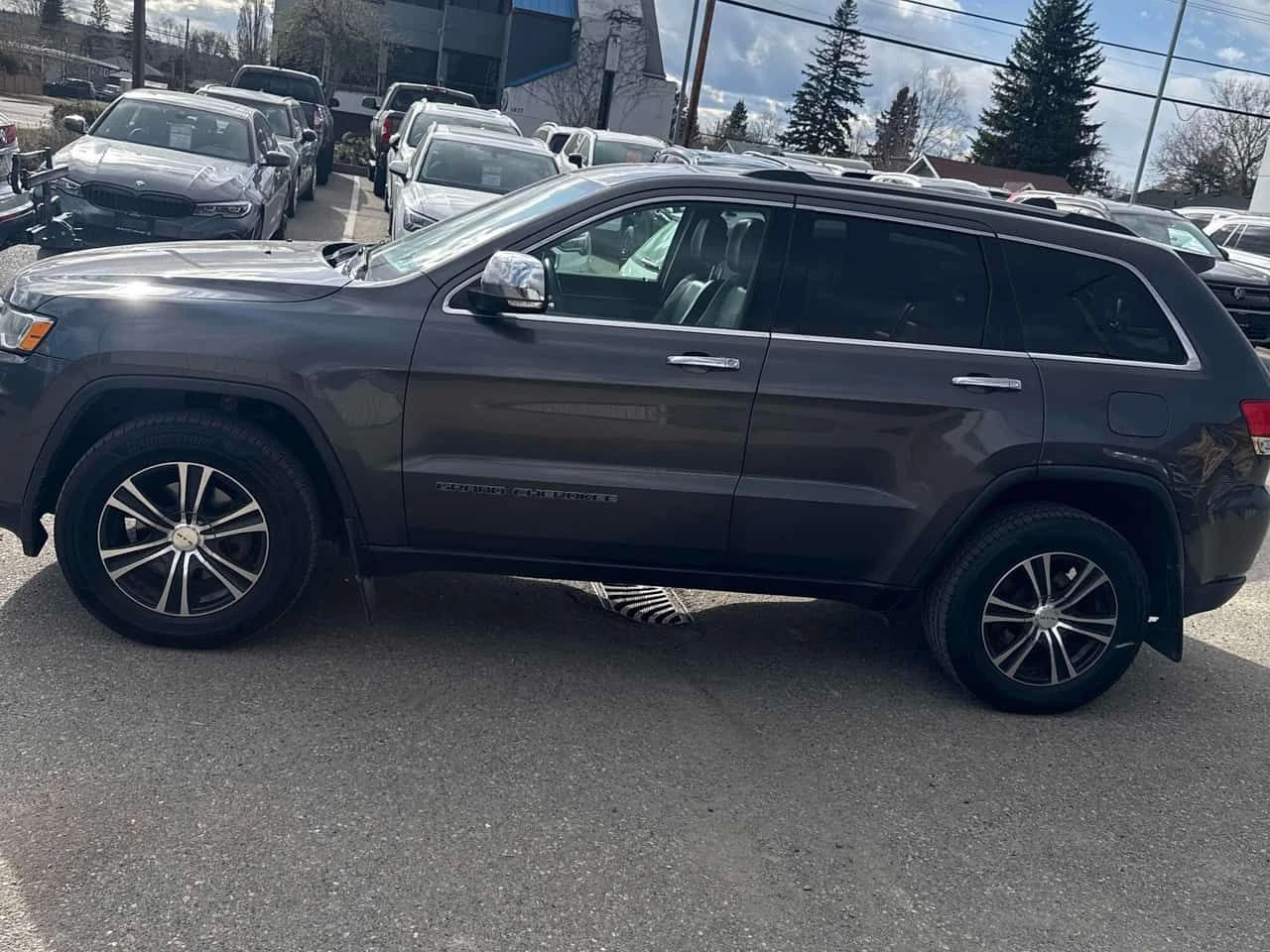 Jeep Grand cherokee * Limited * 2 �����* PANO* �������* KEYLESS*  | Mobile.bg � ����������� 2