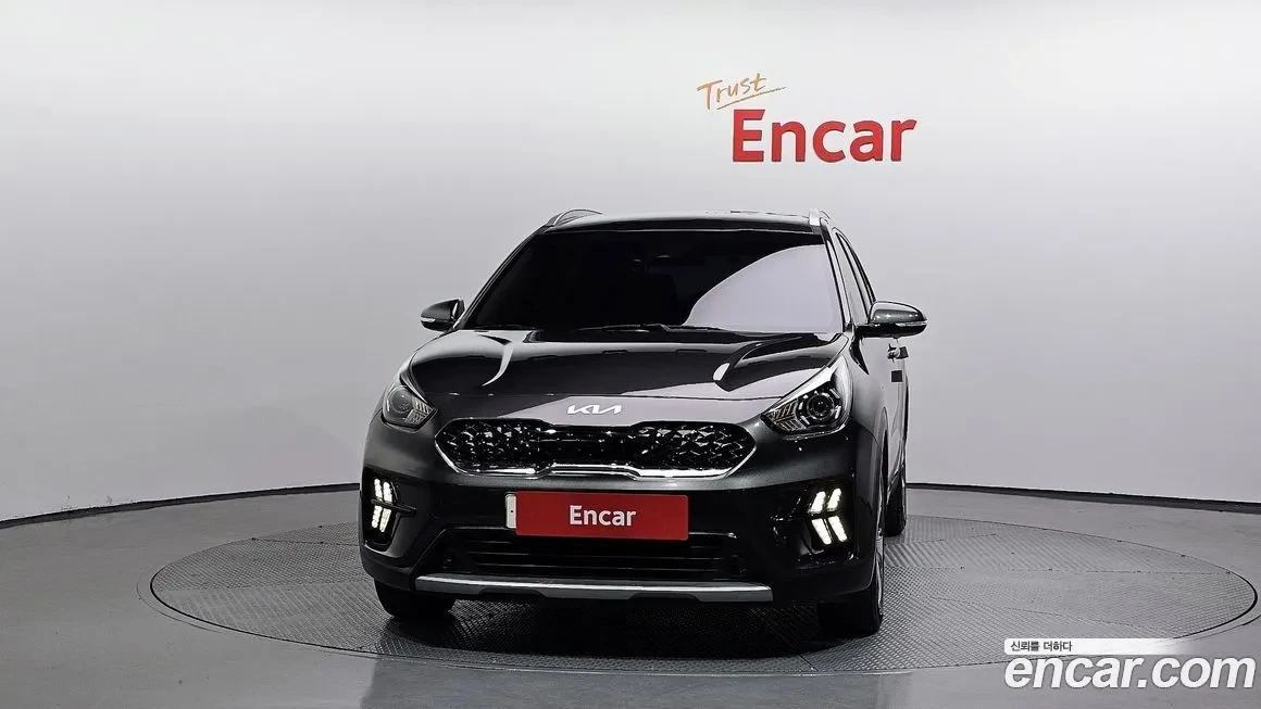 Kia Niro 1.6 Hybrid, снимка 3 - Автомобили и джипове - 54509353